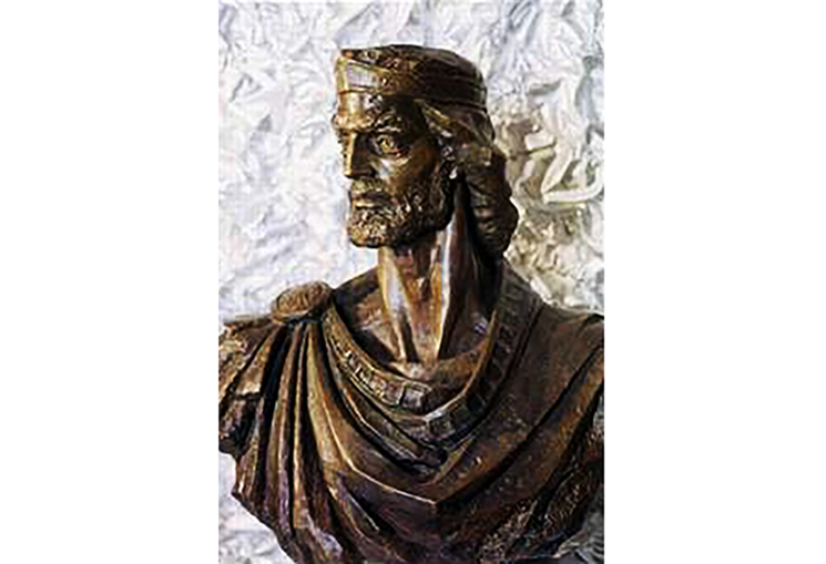  Busto di re Manfredi, realizzato dallo scultore Daro Lazarov, Manfredonia scalinata del comune.