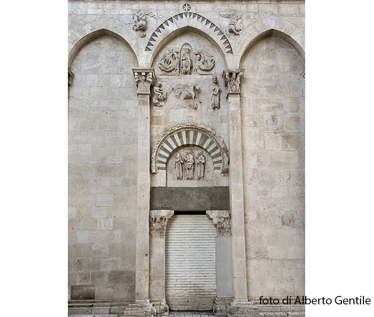 Portale di san Martino - veduta d'insieme - Cattedrale di Foggia