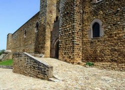 Esterno del Castello di Lagopesole