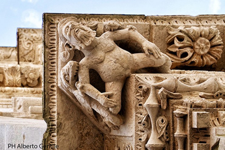 Cornicione della cattedrale di Foggia